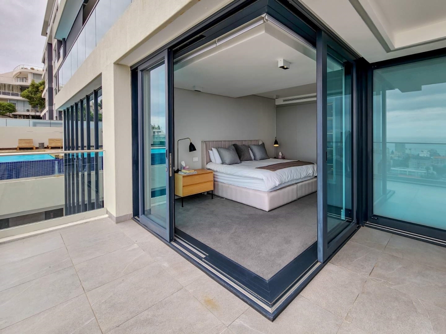 3 Bedroom Property for Sale in Sea Point Western Cape